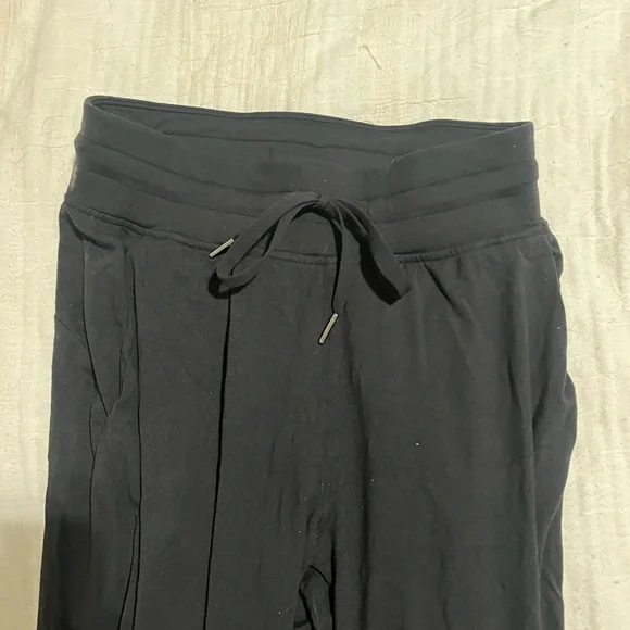Lululemon Ready to Rulu High-Rise Jogger
Full Length Black - Picture 3 of 3